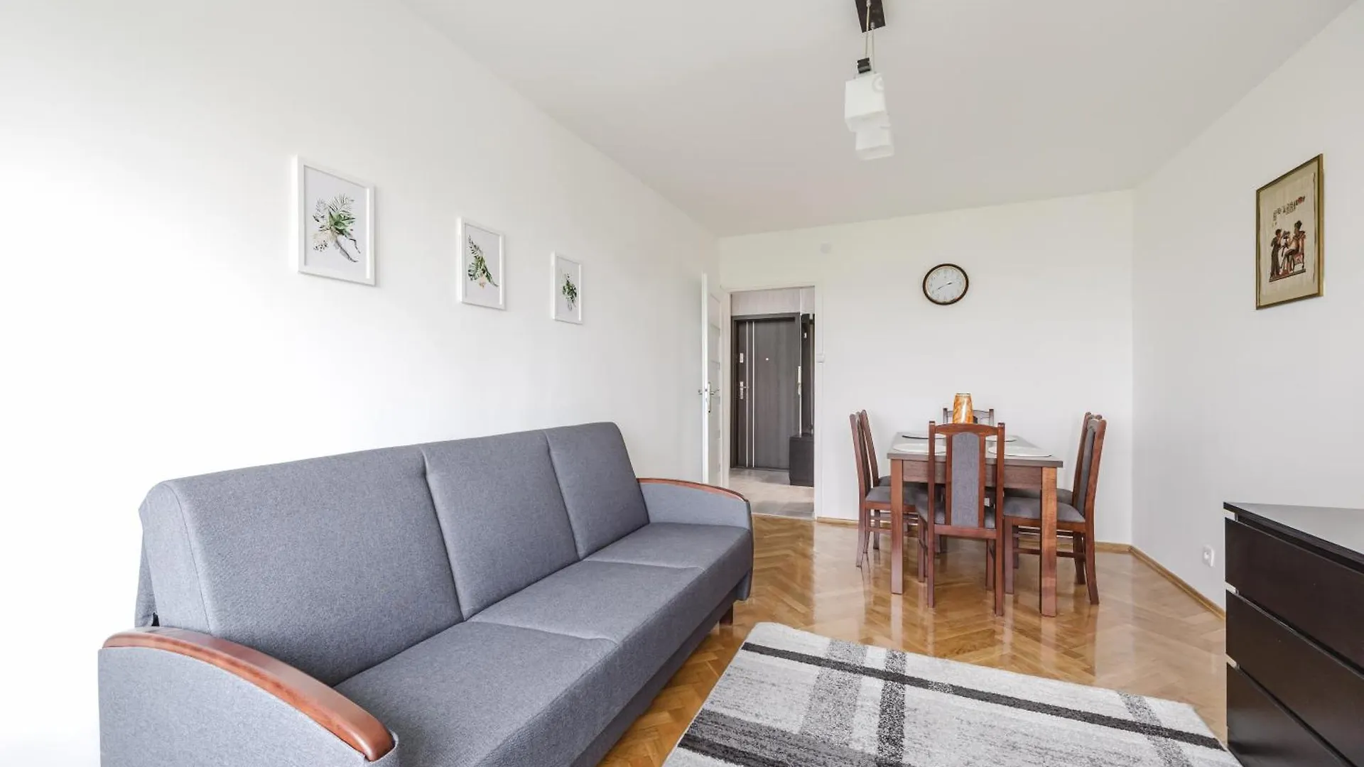 Poznan Cozy Comfort Apartment By Bookinghost