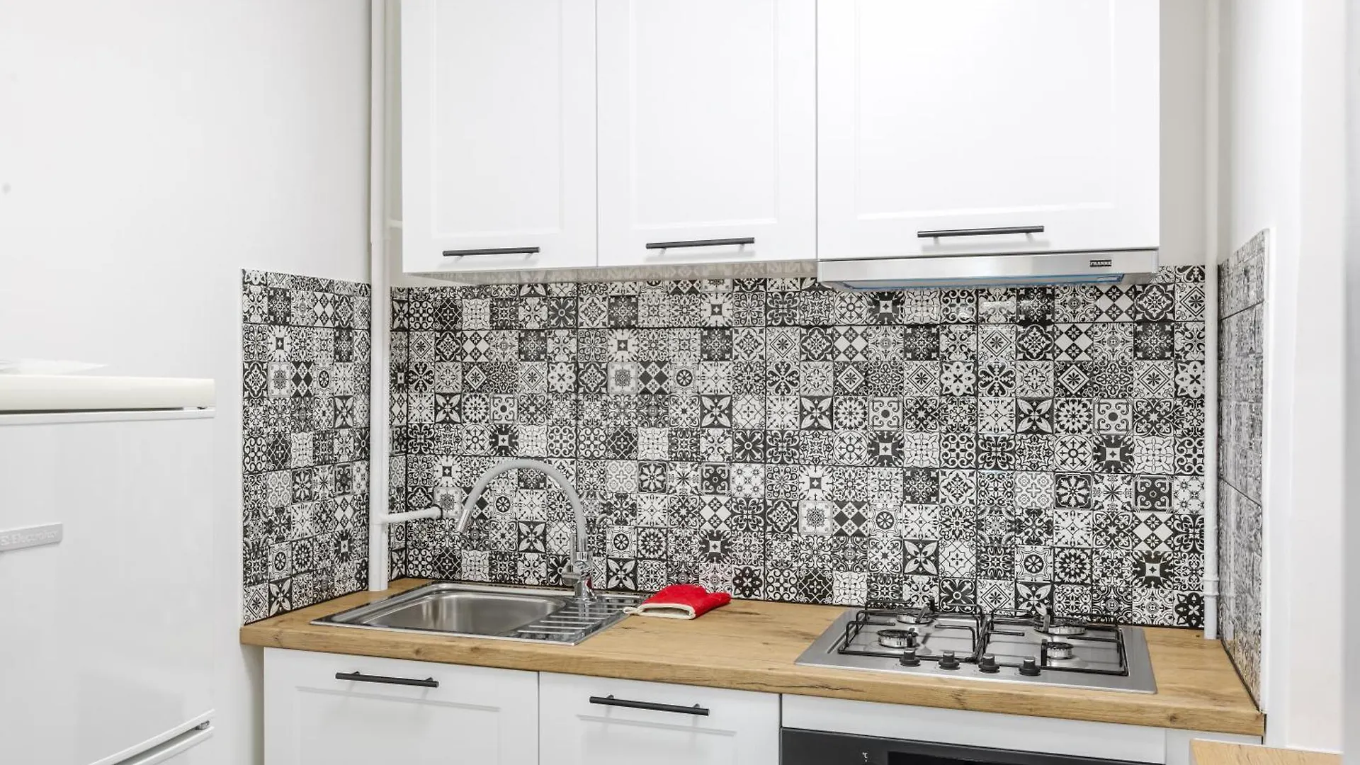Poznan Cozy Comfort Apartment By Bookinghost 0*,  Polónia